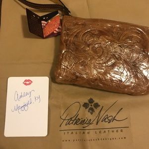Patricia Nash CASSINI WRISTLET - TOOLED